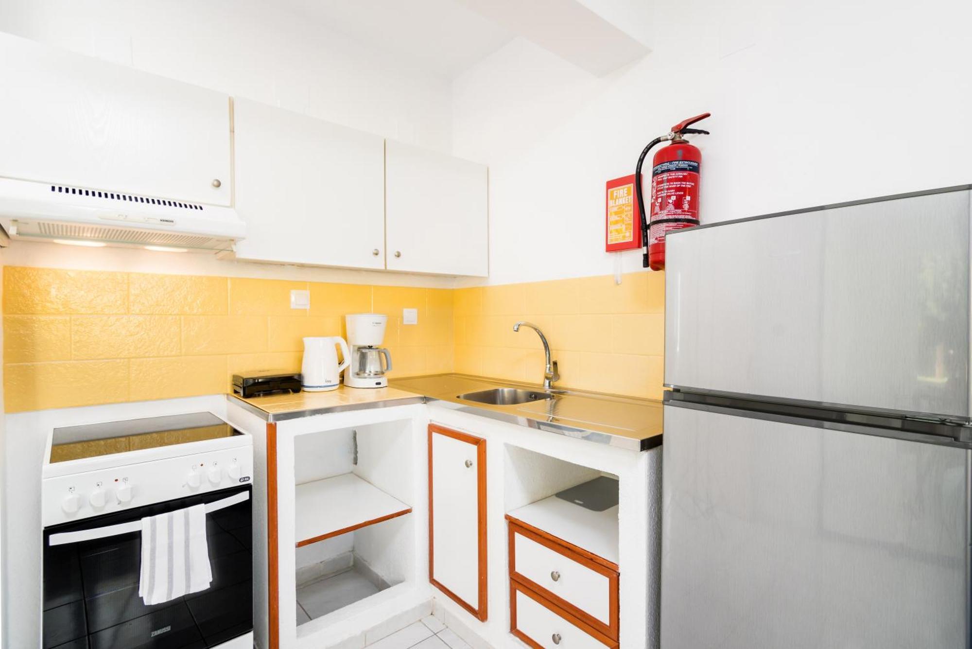 Helion Resort Gouvia Ngoại thất bức ảnh