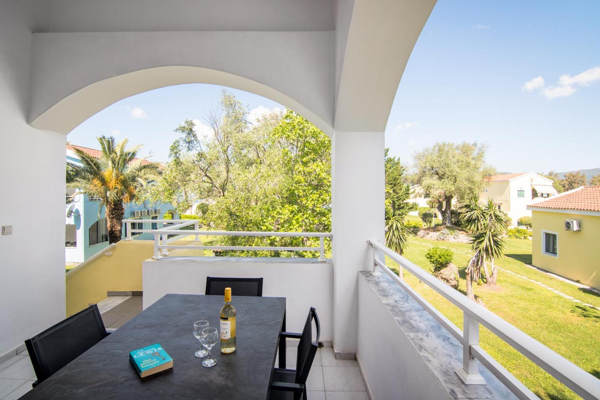 Helion Resort Gouvia Ngoại thất bức ảnh